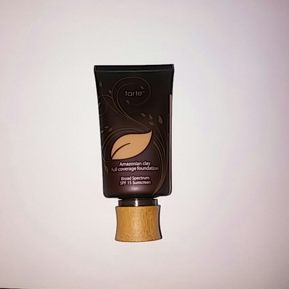 Tarte Amazonian Clay Tan Honey Foundation