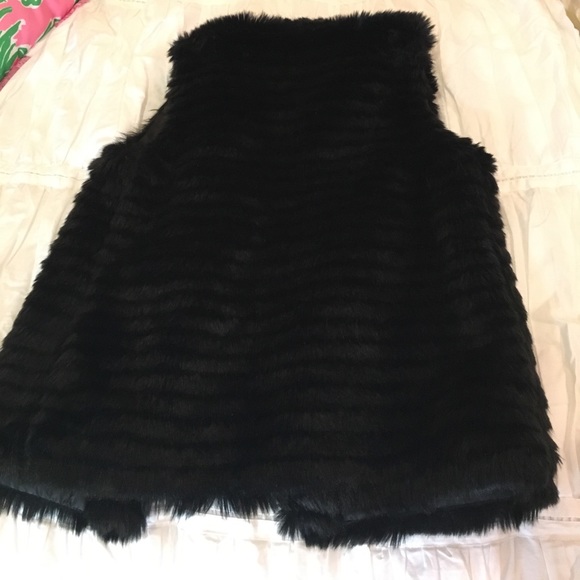 Vest - Picture 2 of 2