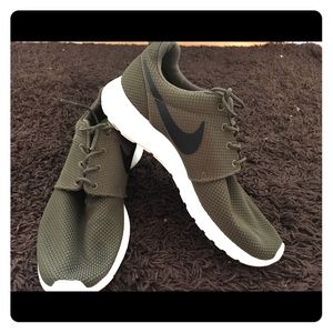 Men's Nike Roshe