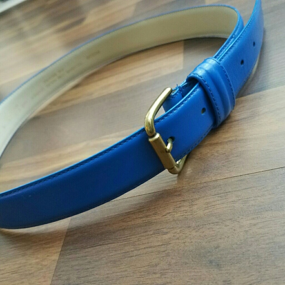 Liz Claiborne Full Grain Semi Aniline Leather Belt