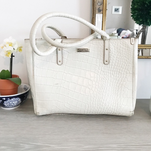 kate spade Handbags - Kate Spade White Leather Quinn Bag