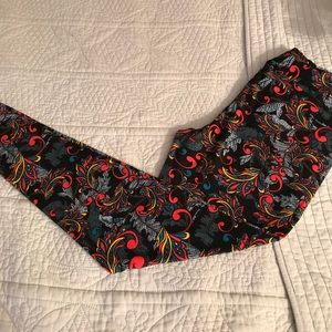 Lularoe Tall and Curvy Leggings