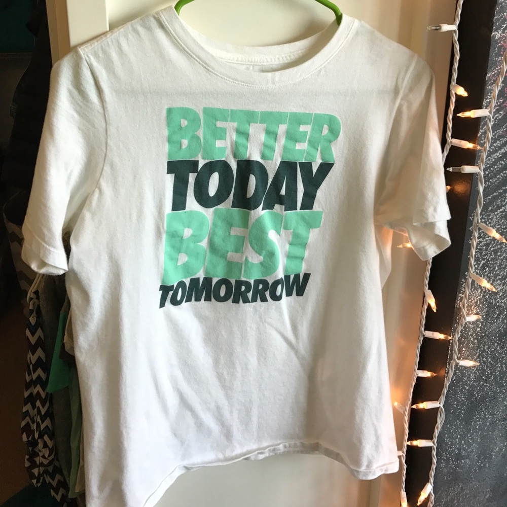 Nike tee