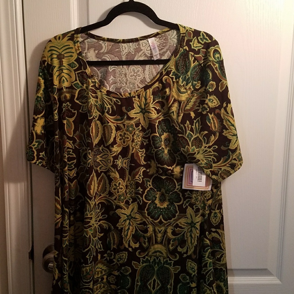 LLR PERFECT TEE