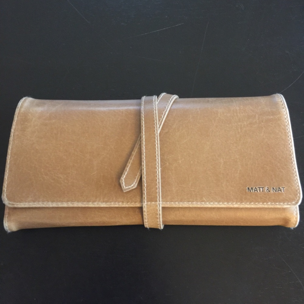 Matt & Nat Vegan Leather Wrap Wallett - Picture 1 of 5