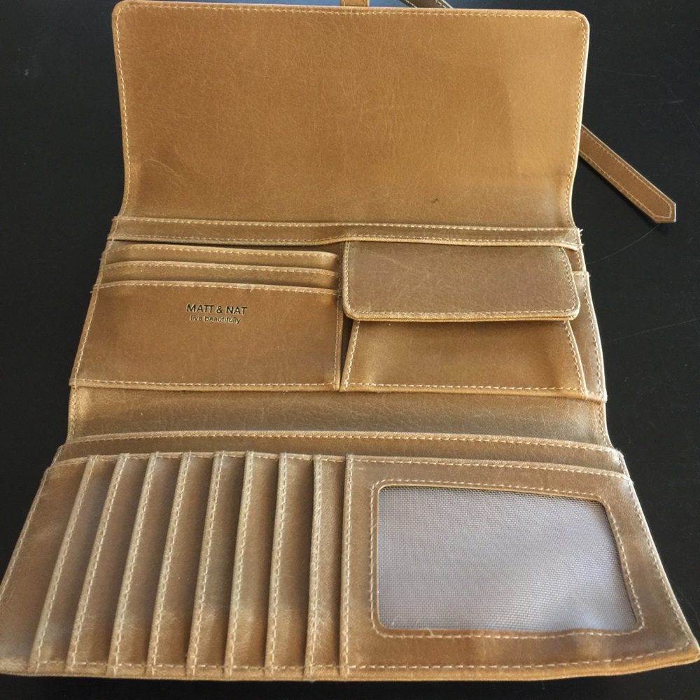 Matt & Nat Vegan Leather Wrap Wallett - Picture 2 of 5