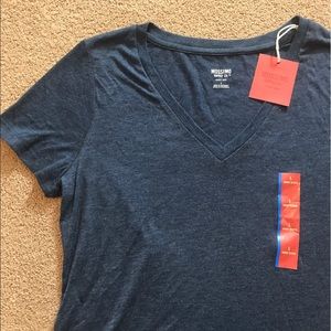 Navy v-neck
