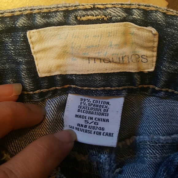 Maurices Jeans, Size 5/6 - Picture 2 of 2
