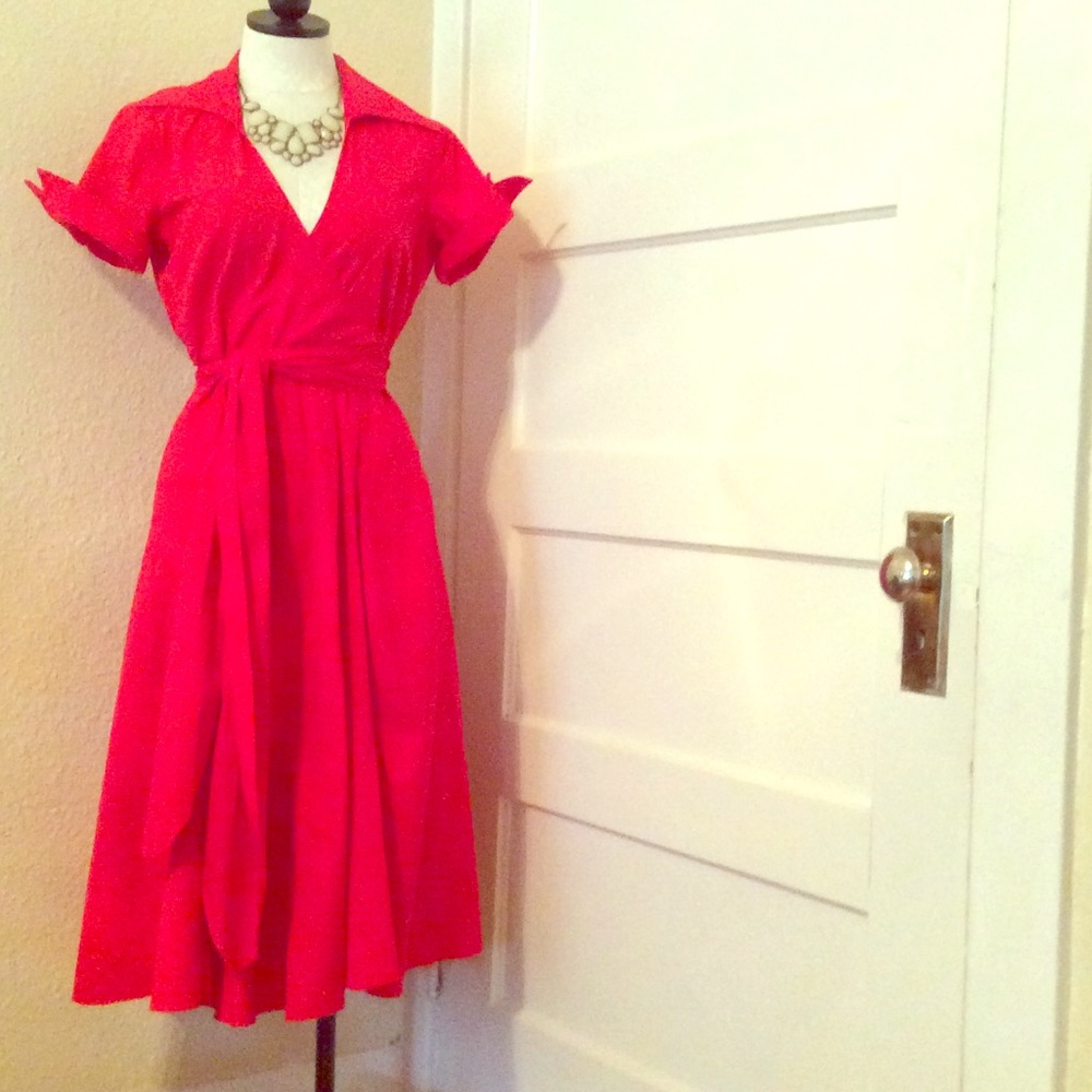 👗Red//Wrap Dress