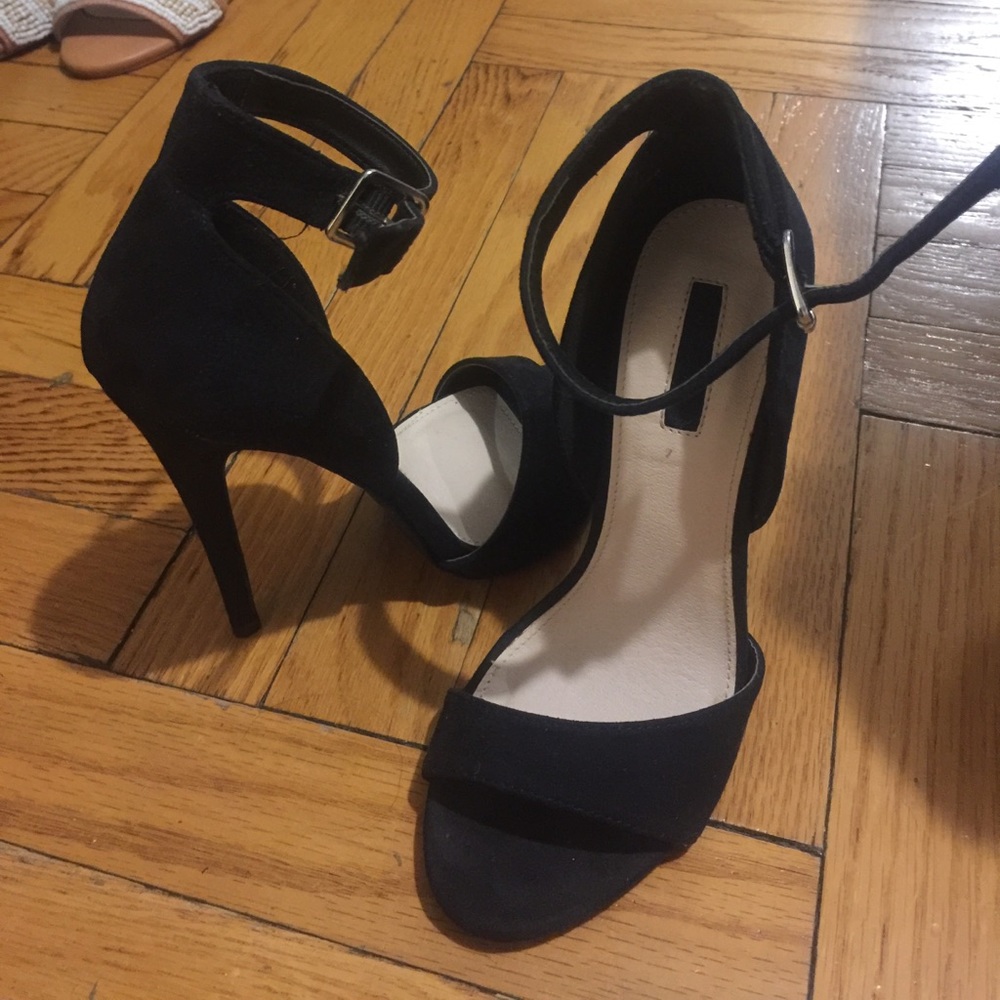 Black Sandal Heels