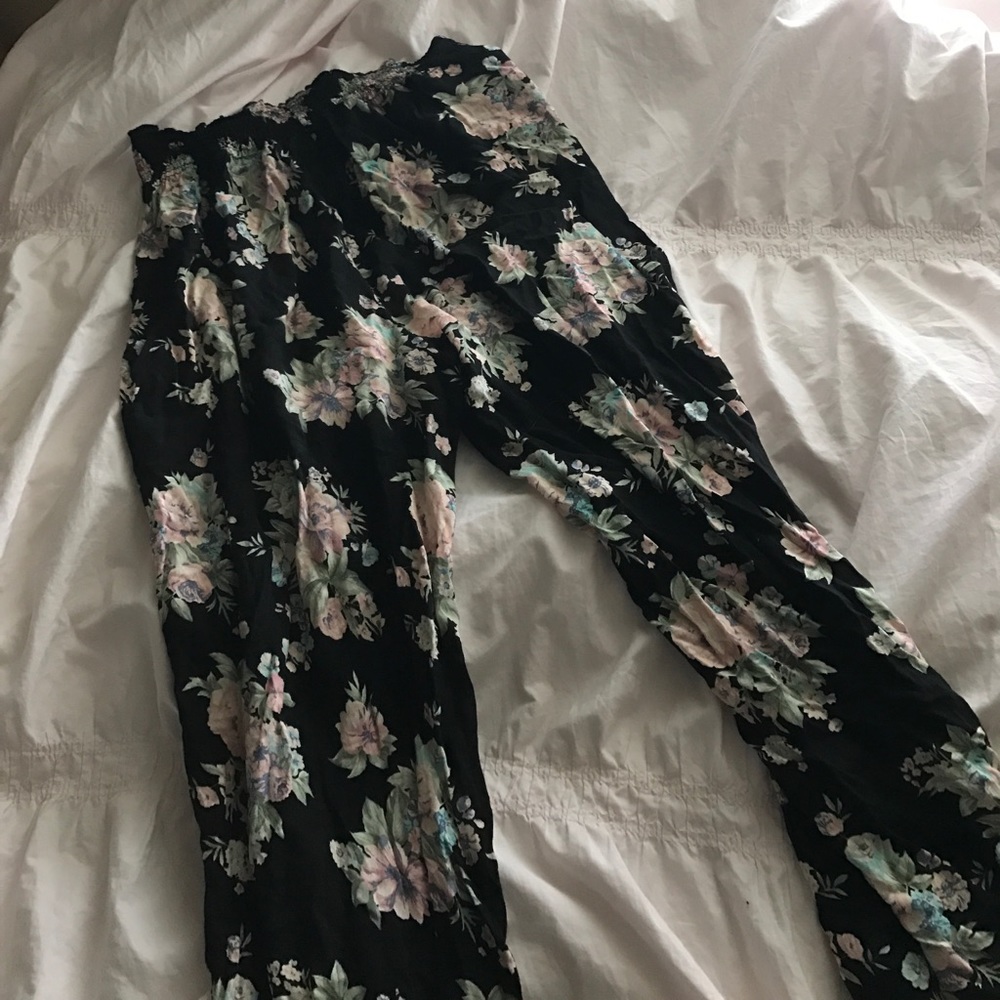 Brandy Melville floral pants