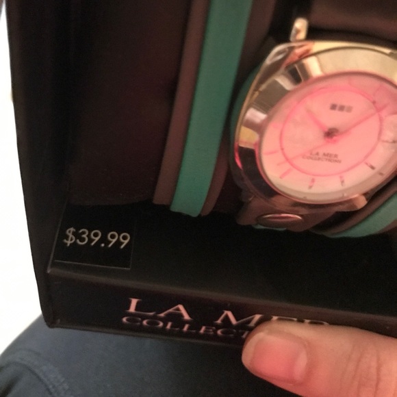 Watch - Picture 2 of 2