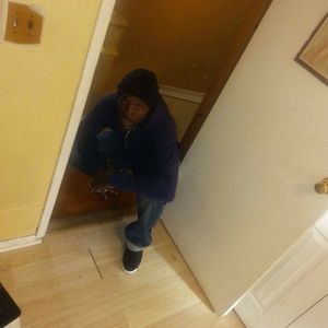 Meet your Posher, Leonias