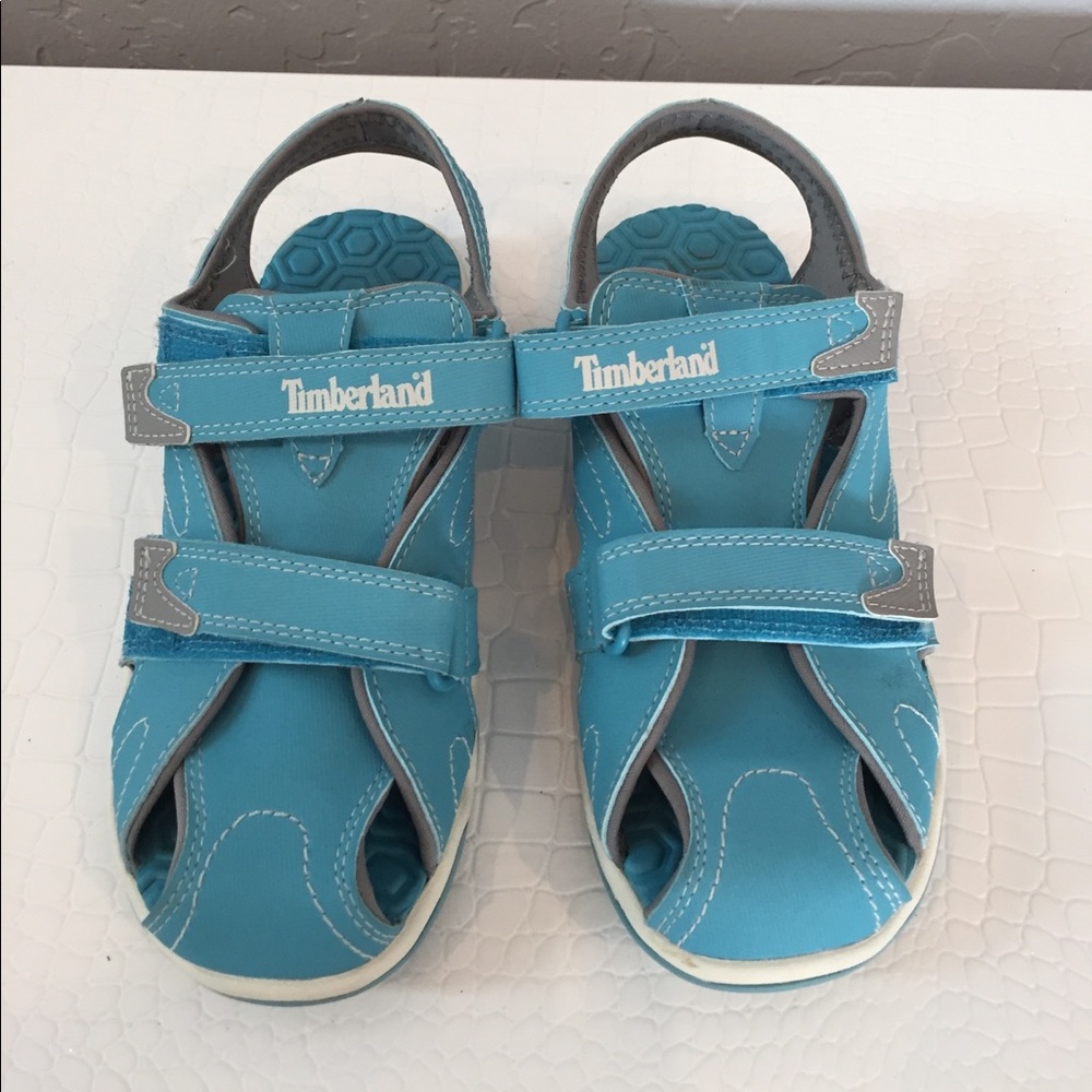 Baby Blue Girls Timberland water shoes size 3