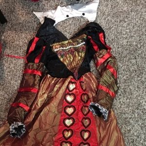 Queen of hearts costume