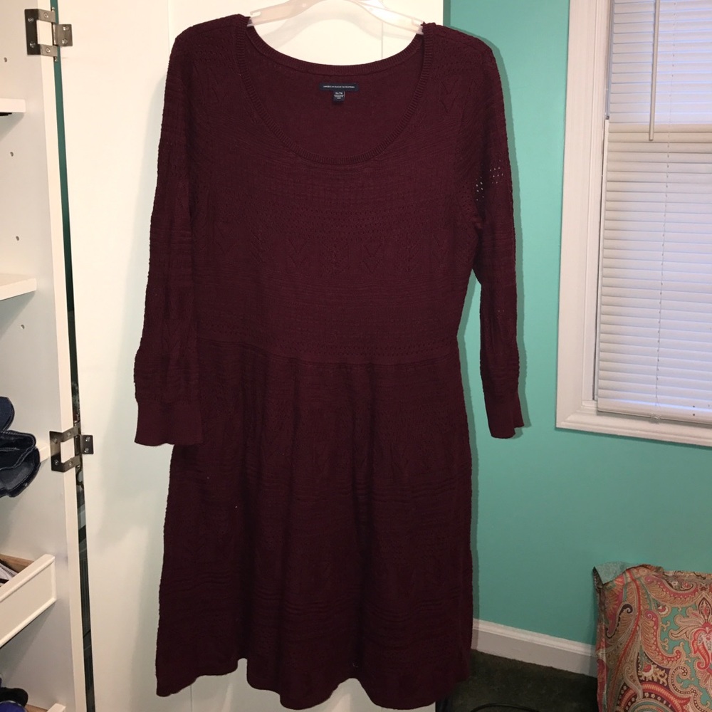 BRAND NEW AE burgundy quarter sleeve dress