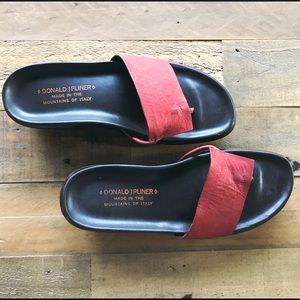 Donald J. Pliner Fifi Flatform Thong Sandals