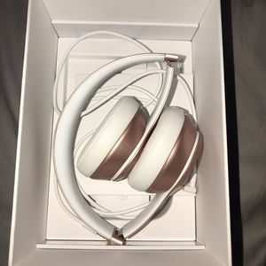 Beats headphones - rose gold solo 2s wireless