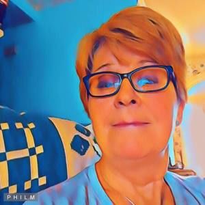 Meet your Posher, Debbie