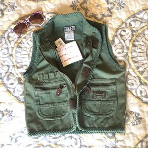 Kids Vest size 5 NWT