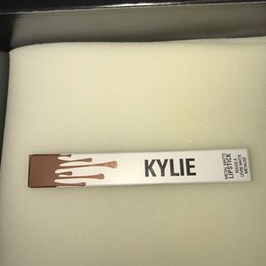 Kylie liquid lipstick -king k
