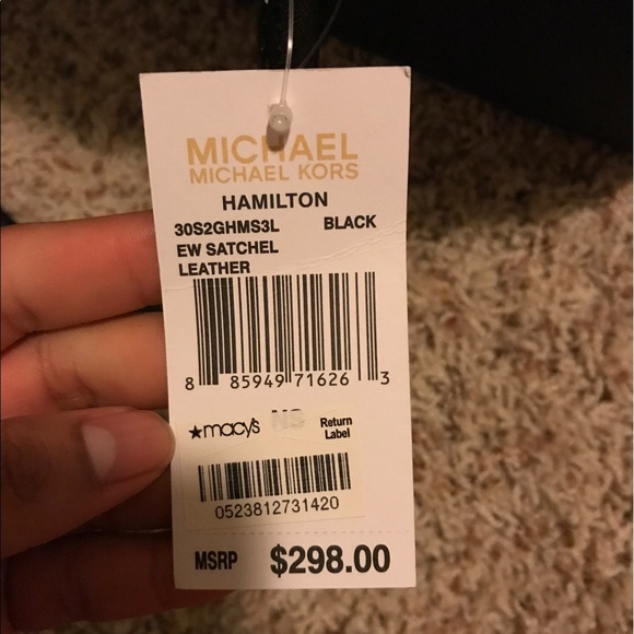 Michael Kors Hamilton Purse - Picture 6 of 8