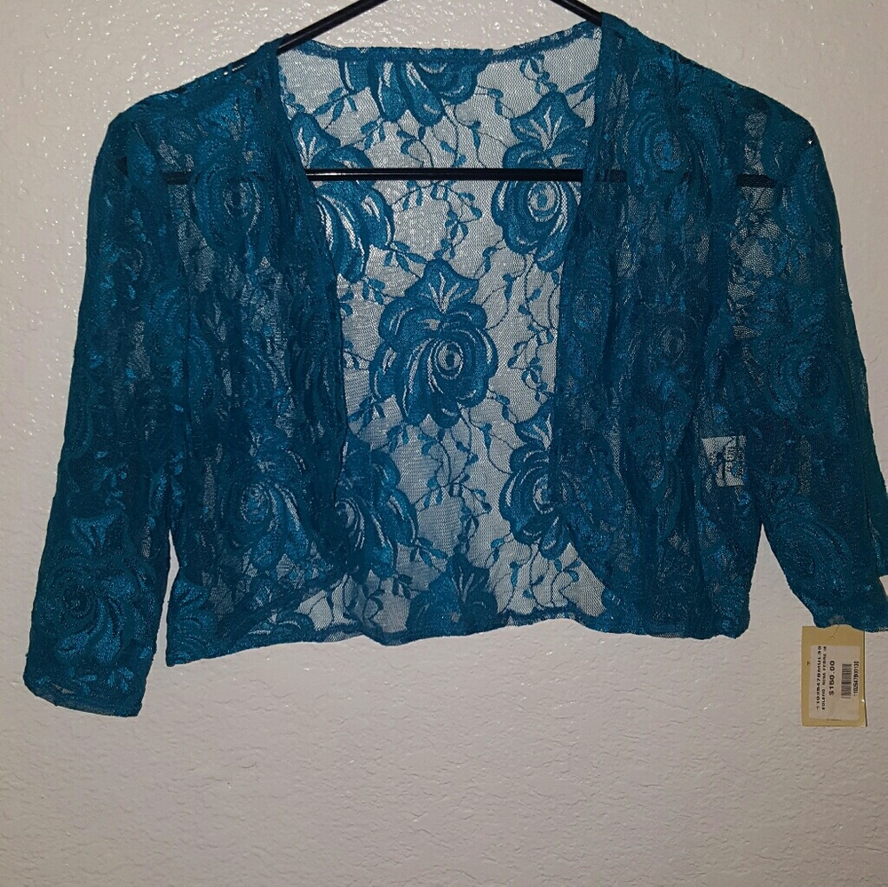 Blue lace top
