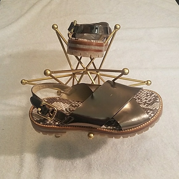 AGL - Picture 3 of 4