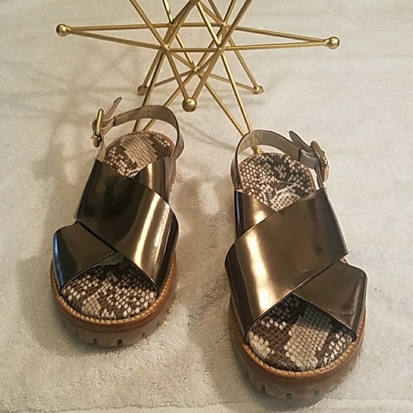 AGL - Picture 4 of 4