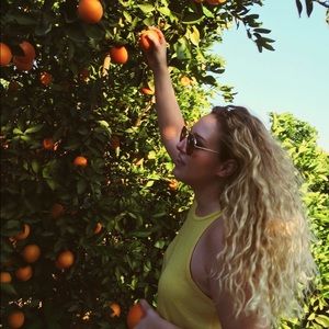 Meet your Posher, Noelle