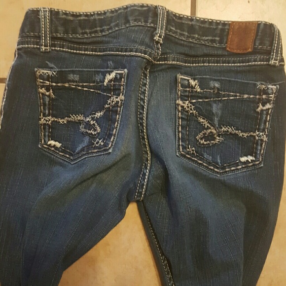 BKE Jeans, Size 27 x 35.5 - Picture 2 of 6