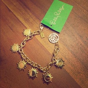 (NWT) Lilly Pulitzer Gold Sun Bracelet (NWT) Lilly Pulitzer Gold Sun Bracelet