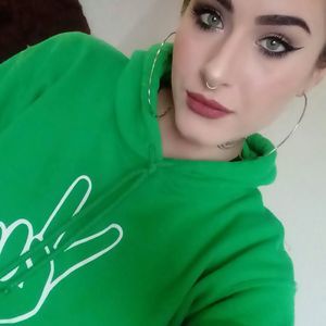 Meet your Posher, Shamana-rose