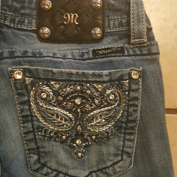 Miss Me Jeans, Size 28 - Picture 2 of 4