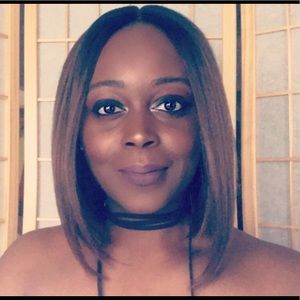 Zury Sis Pre-Tweezed Synthetic Wig Midas