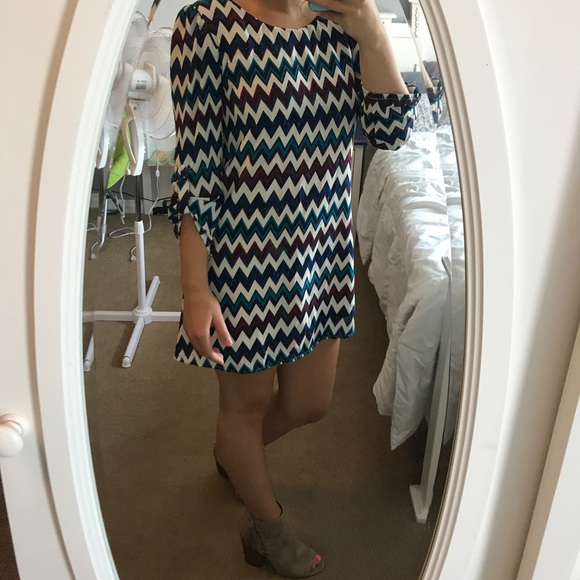 Dresses & Skirts - Chevron dress
