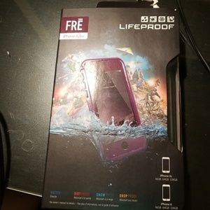 IPhone 6/6s lifeproof fré case!!!! NEVER USED!!