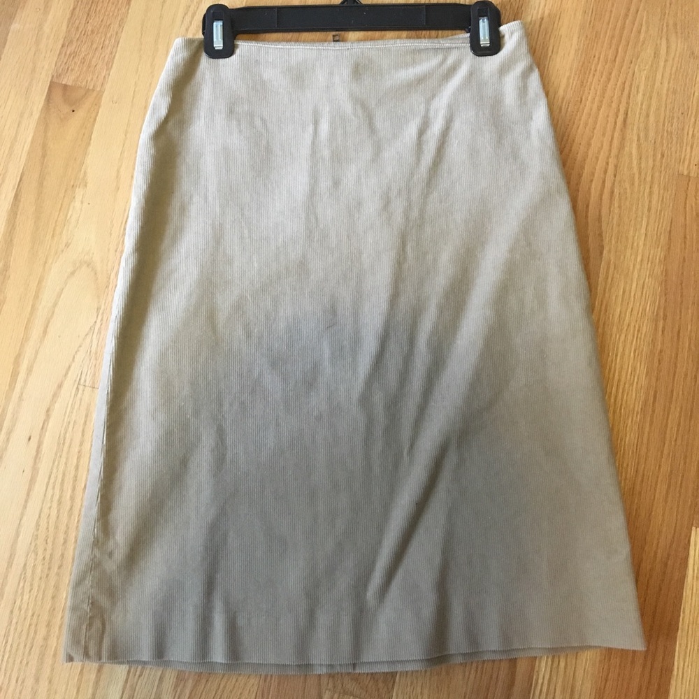 Corduroy skirt