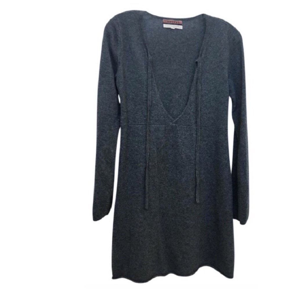 Velvet by Graham & Spencer cashmere V Neck Dress