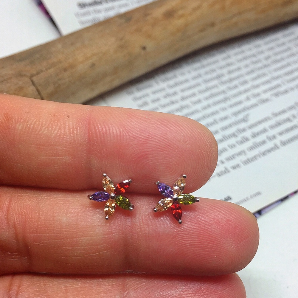 Sterling Silver Crystal CZ Flower Stud Earring - Picture 3 of 6
