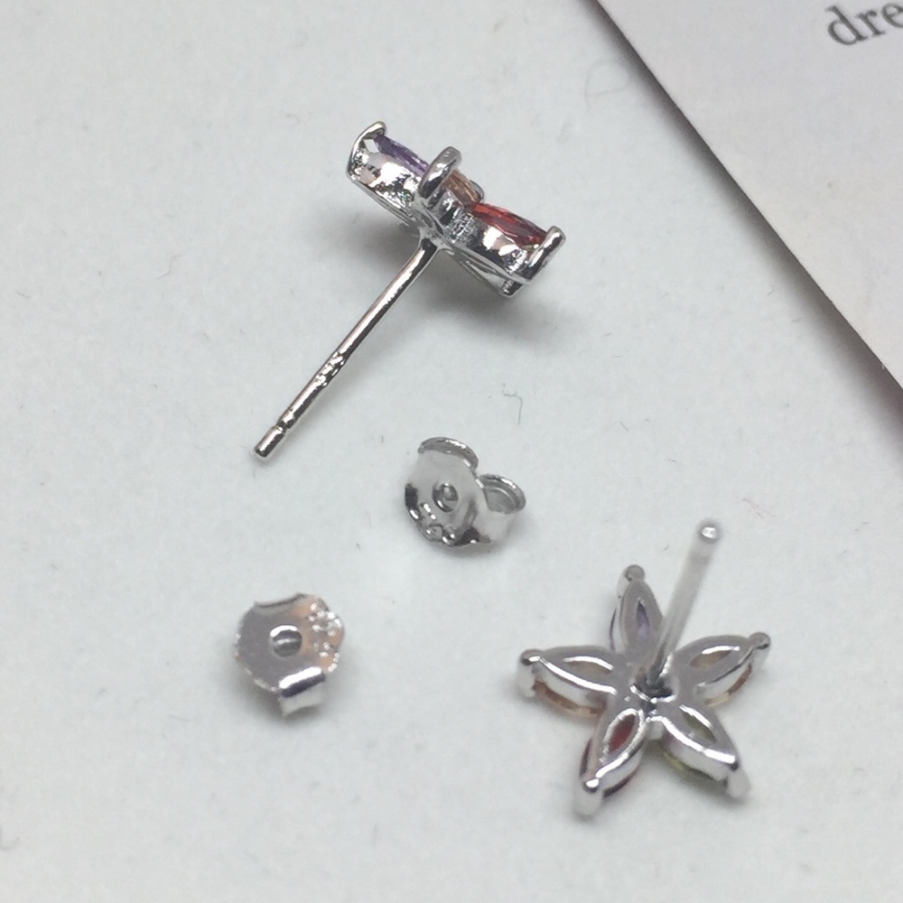 Sterling Silver Crystal CZ Flower Stud Earring - Picture 4 of 6
