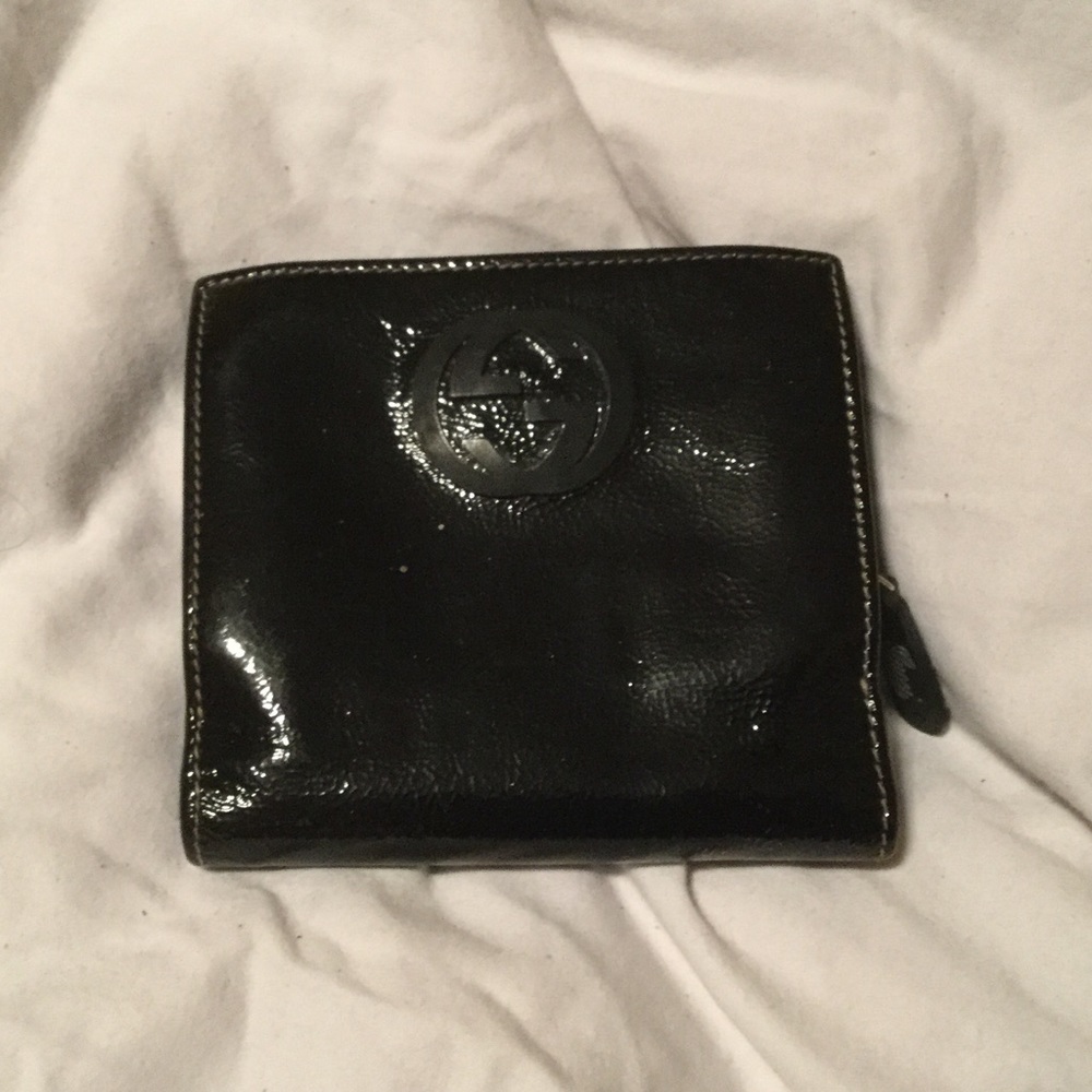 Gucci wallet