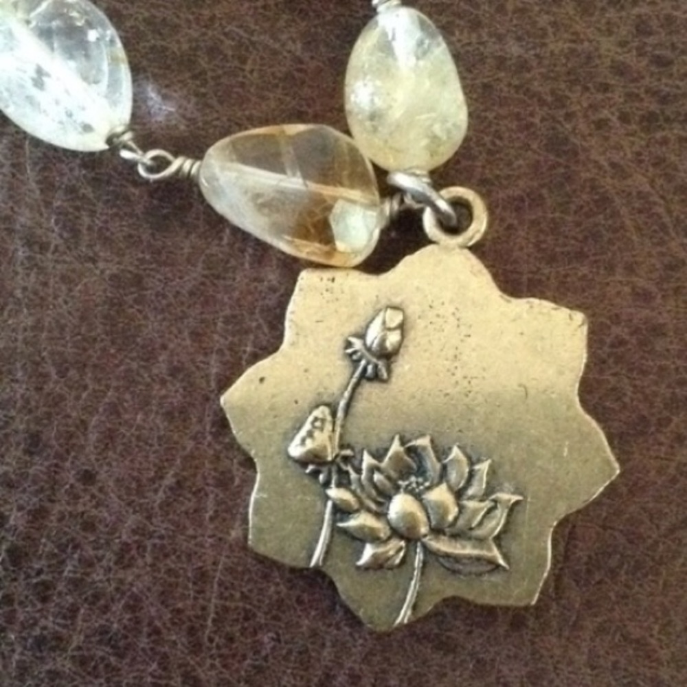 Lucky Brand Lotus necklace