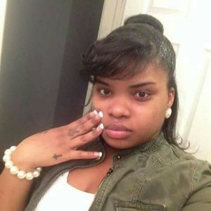 Meet your Posher, Shawana