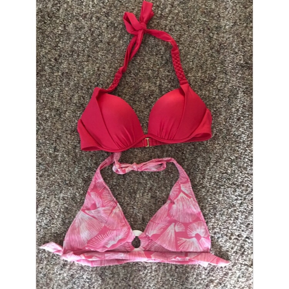 Bundle of Two Bikini Tops Coral Size Large