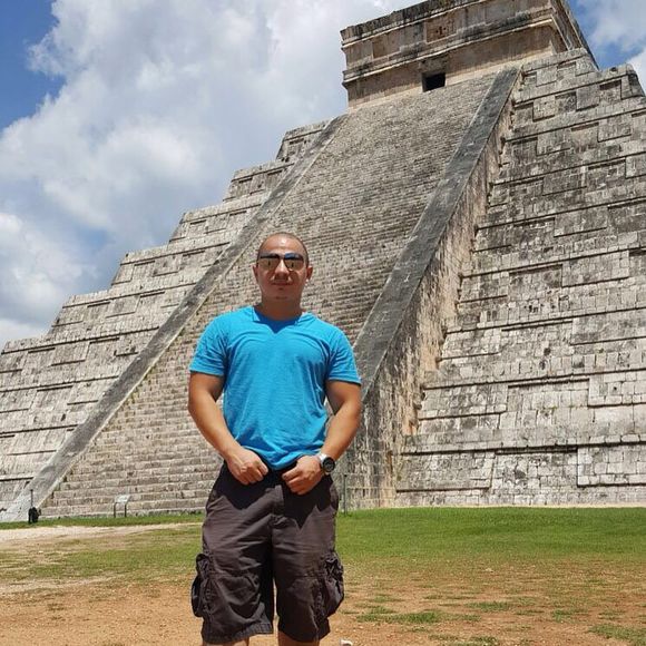 Meet your Posher, Jose - Picture 1 of 1