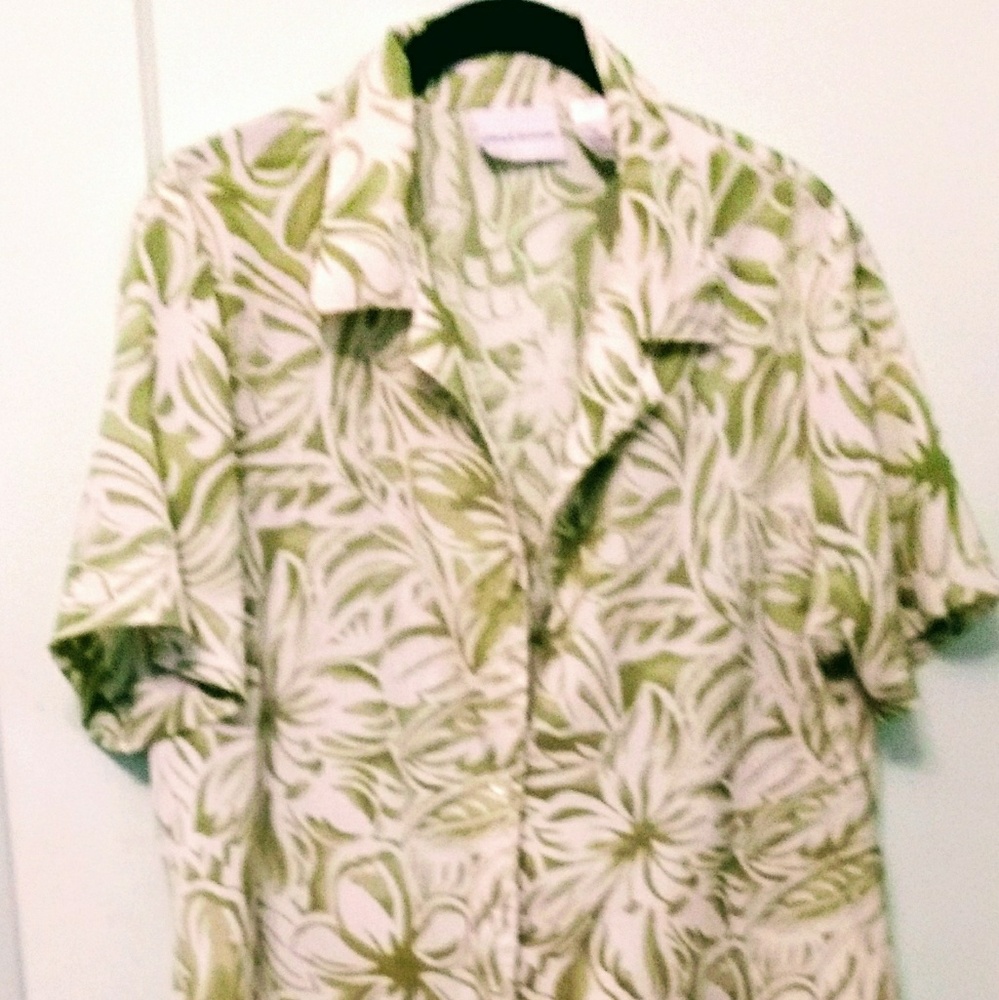 Alfred Dunner Green & White Short Sleeve Blouse