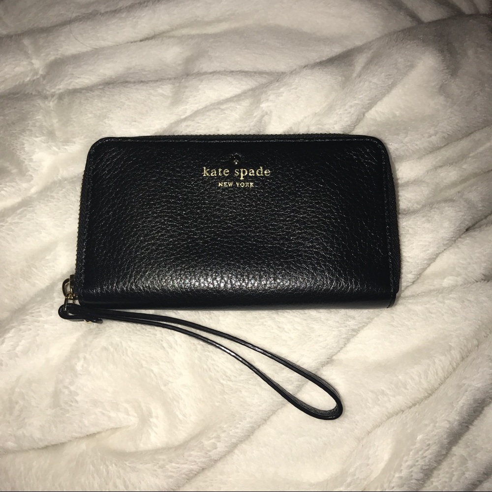 Authentic Kate spade wristlet