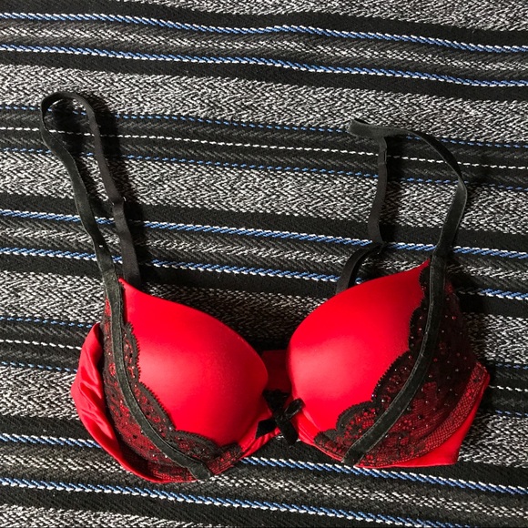 Victoria's Secret Other - 🌹 Victoria's Secret Very Sexy Push Up 32B 🌹