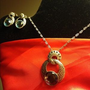 🔥 Lia Sophia necklace & earrings - LOW Price!